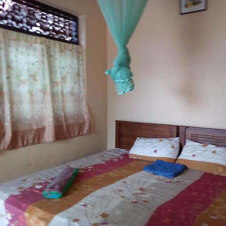Randi Homestay In Негомбо Екстериор снимка