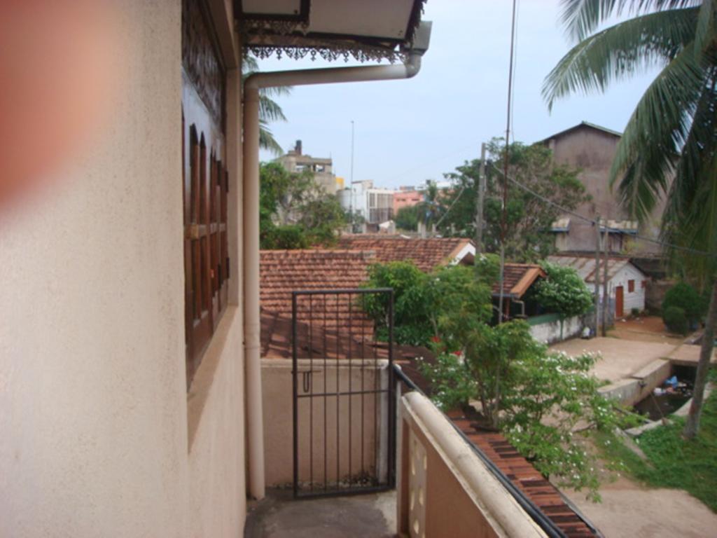Randi Homestay In Негомбо Екстериор снимка