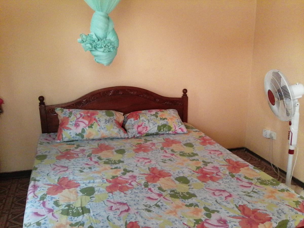 Randi Homestay In Негомбо Екстериор снимка