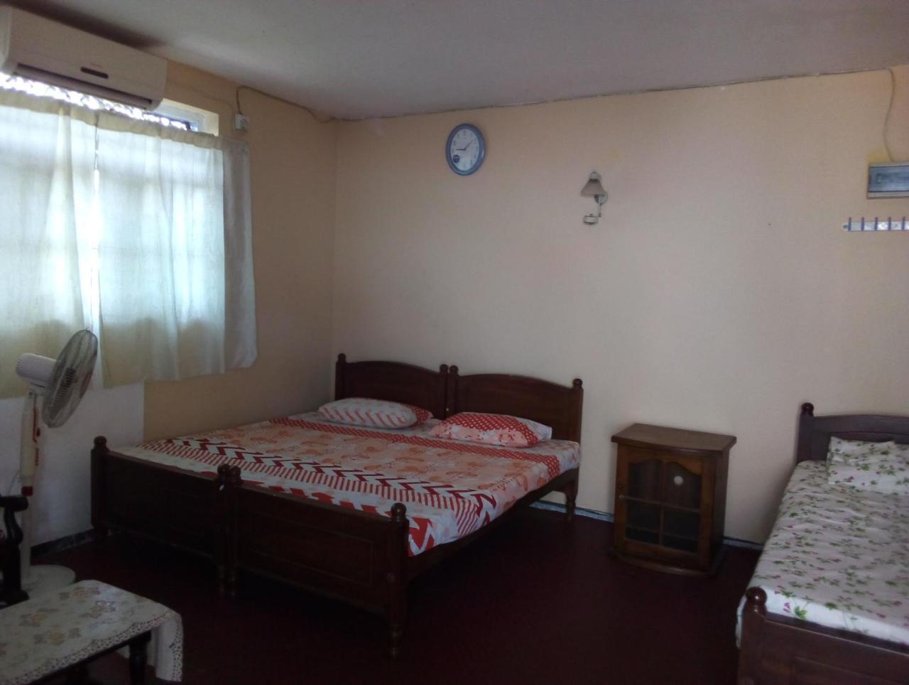Randi Homestay In Негомбо Екстериор снимка